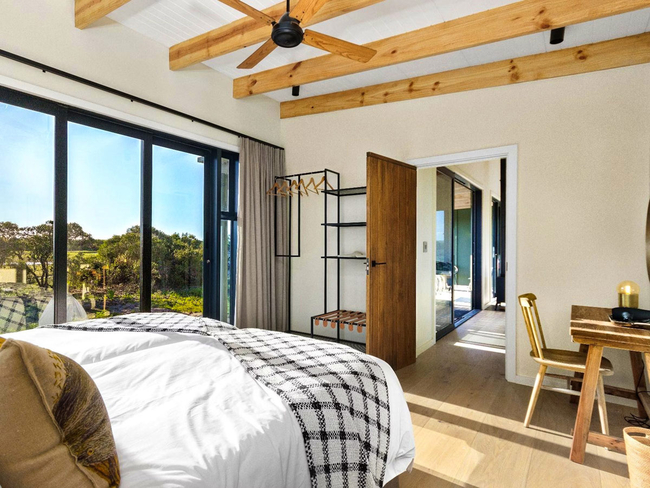 Caracal Deluxe Holiday Home