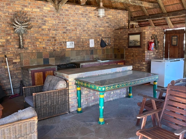 8 Sleeper Ox Wagon Cabin 