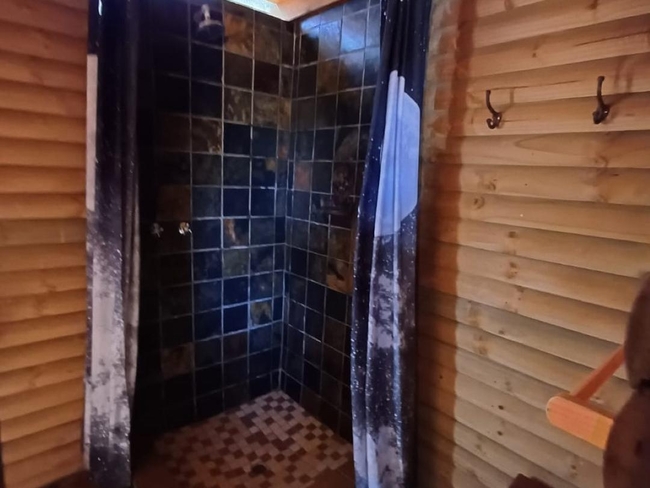 2 Sleeper Ox Wagon Cabin 