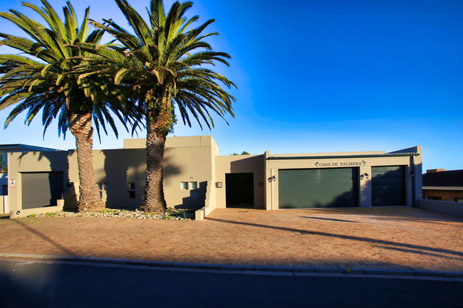 Casa De Palmera