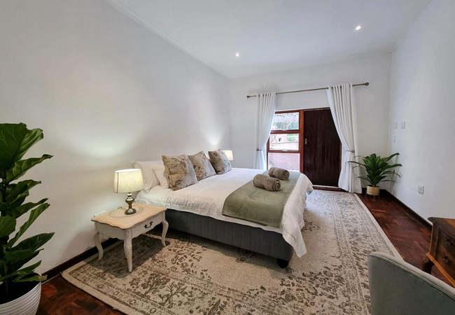 La Casa 5 King / Twin