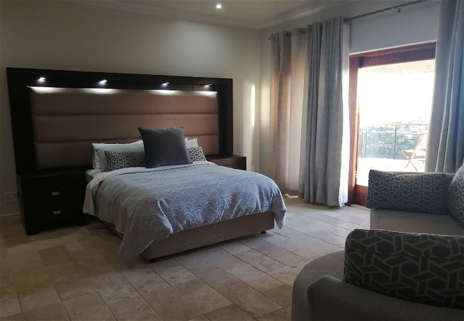 Duchess Monique Suite