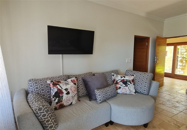 Duchess Monique Suite