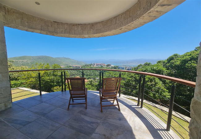 Duchess Monique Suite