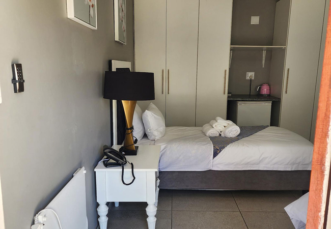 Single Room with Pool View