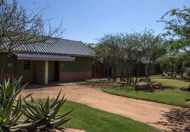 Chameleon Bush Lodge