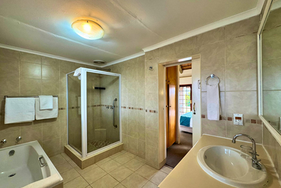 Luxury Self-Catering Chalets