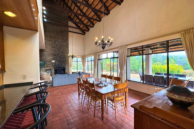 XL Luxury Self-Catering Chalet