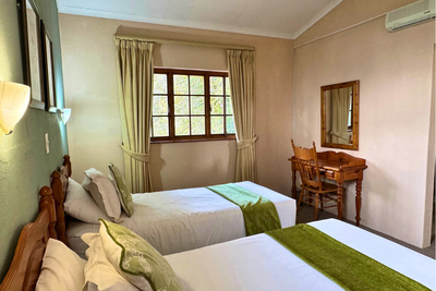 XL Luxury Self-Catering Chalet