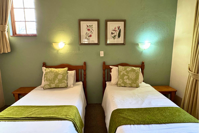 XL Luxury Self-Catering Chalet