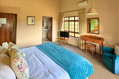 XL Luxury Self-Catering Chalet