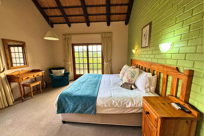 XL Luxury Self-Catering Chalet