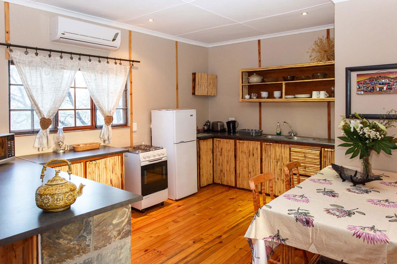 Chandelier Game Lodge in Oudtshoorn, Western Cape