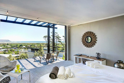 Chapman's View Villa