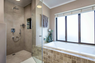 Chapman's View Villa