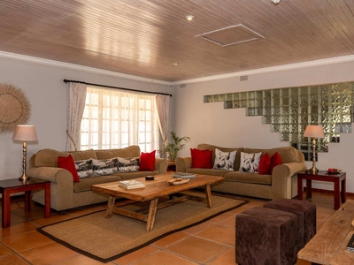 Lounge / Seating Area