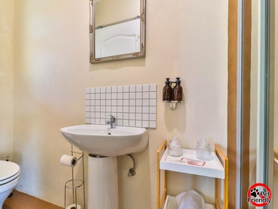 Yoshino King (Room Only)