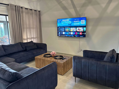 105 Clarens Golf Villa