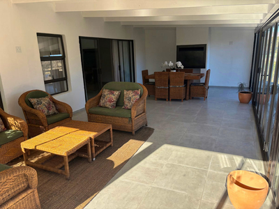 105 Clarens Golf Villa