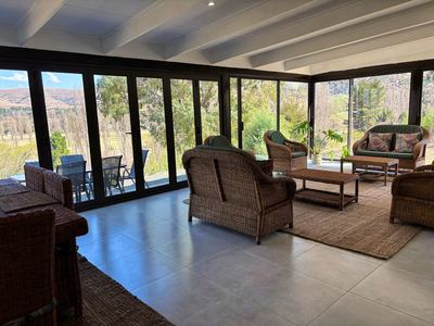 105 Clarens Golf Villa