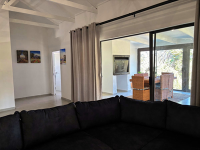 105 Clarens Golf Villa