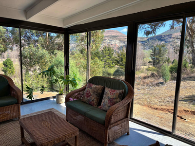 105 Clarens Golf Villa