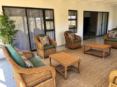 105 Clarens Golf Villa