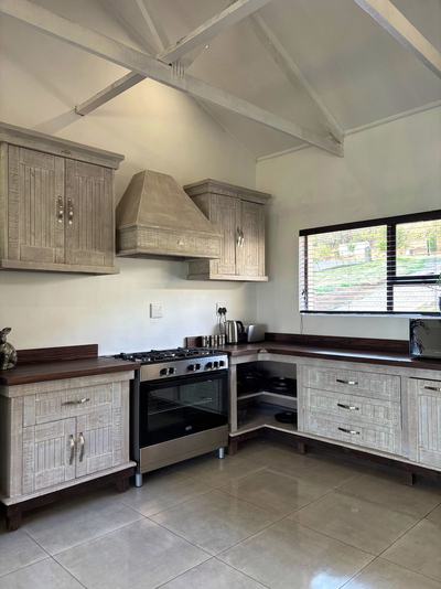 105 Clarens Golf Villa
