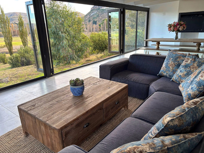 107 Clarens Golf Villa