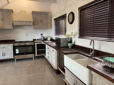 107 Clarens Golf Villa