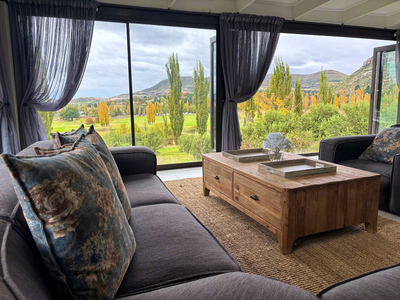 107 Clarens Golf Villa