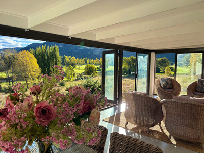 127 Clarens Golf Villa