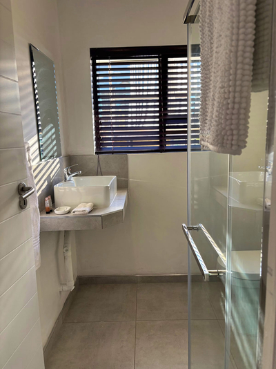 127 Clarens Golf Villa