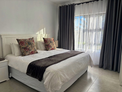 127 Clarens Golf Villa
