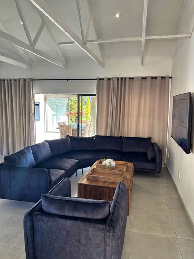 127 Clarens Golf Villa