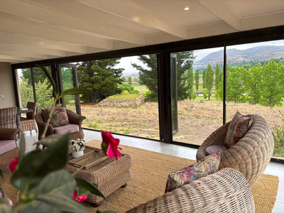 127 Clarens Golf Villa