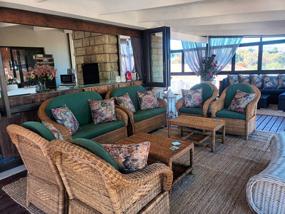 128 Clarens Golf Villa