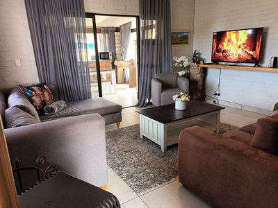 128 Clarens Golf Villa