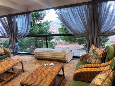 128 Clarens Golf Villa