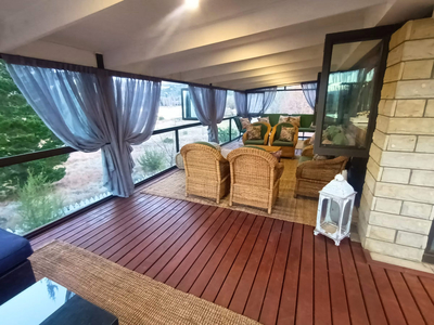 128 Clarens Golf Villa