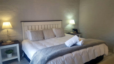 128 Clarens Golf Villa