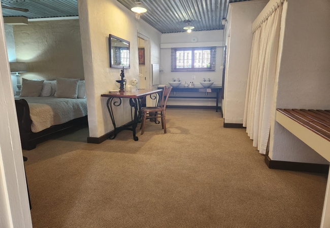 Luxury Suite - Italian Room