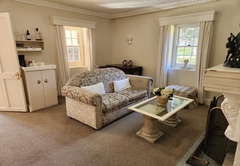  Executive Suite - Classical Room