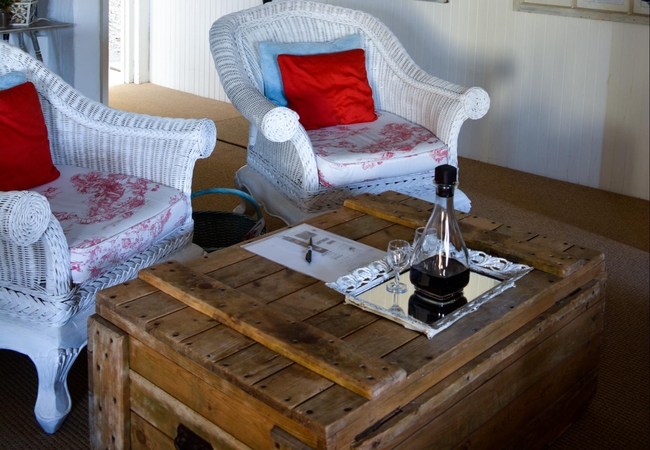 Executive Cottages - The Swedish Room