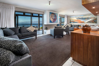 Cliff Lodge