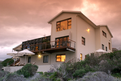Cliff Lodge