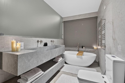 Exclusive Use Holiday Apartment