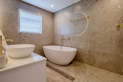 Exclusive Use Holiday Apartment