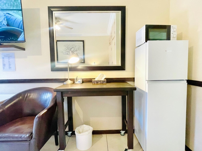 Standard Twin/King Room