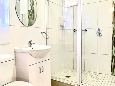 Standard Twin/King Room